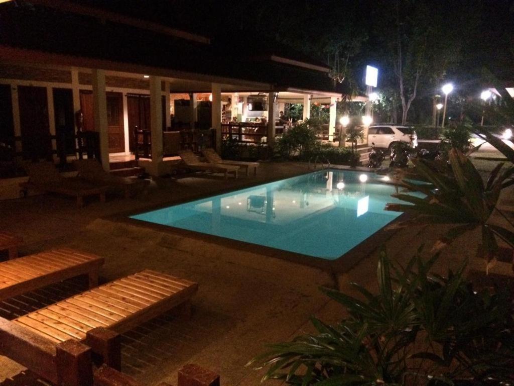 Chaya Resort Ao Nang Bagian luar foto